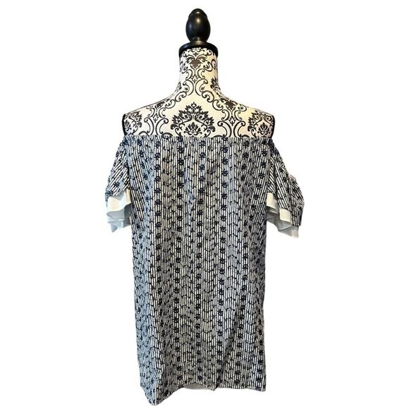 CeCe NWT Rosanna Embroidered Off Shoulder Dress Blue and White size 10 - Picture 2 of 12